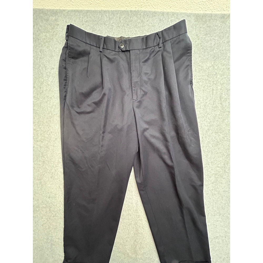 Roundtree & Yorke Mens 38x30 Navy Blue Pleated Cuffed Easy Care Dress Pants